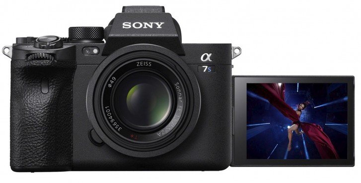 Sony представила камеру A7S III с функцией записи 4K 120p видео и 5-осевой стабилизацией