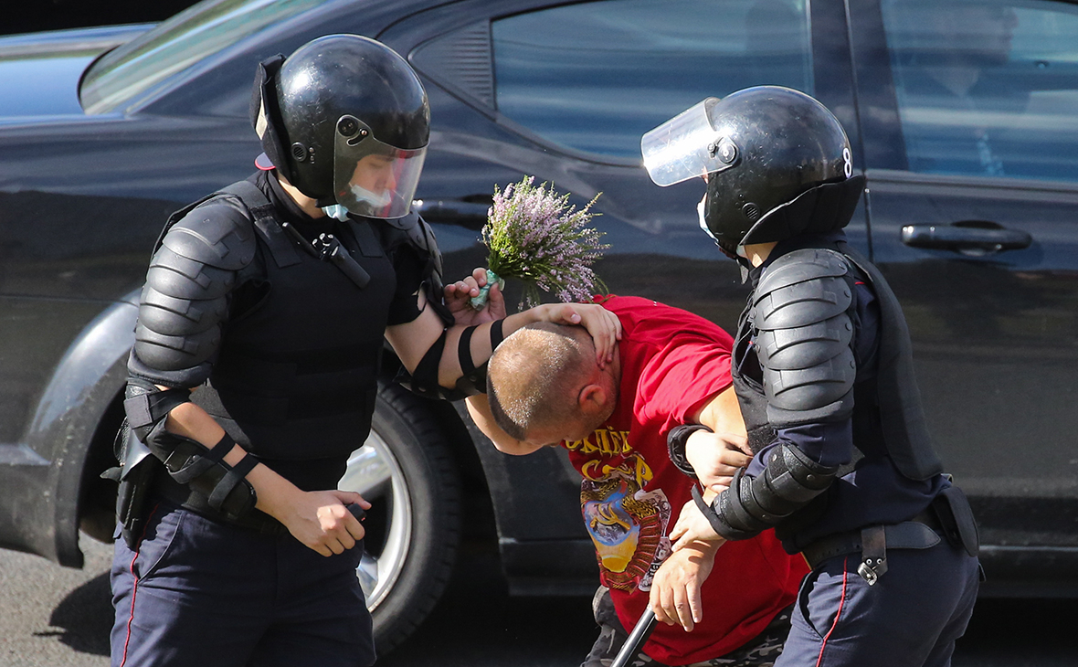 В Белоруссии за сутки задержали 700 участников протестных акций