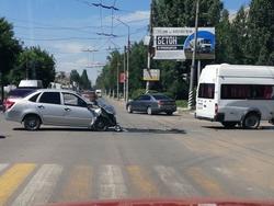 В ДТП с маршруткой пострадали 5 человек