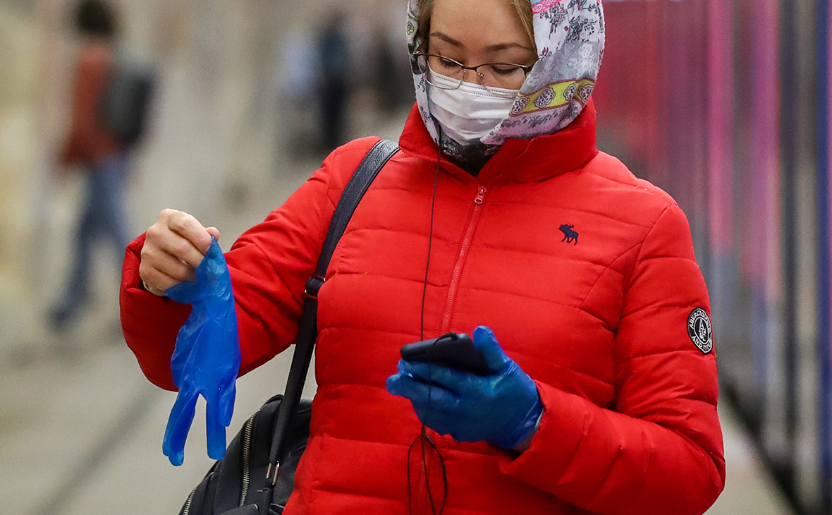 Власти Москвы назвали эффективные для защиты от коронавируса перчатки