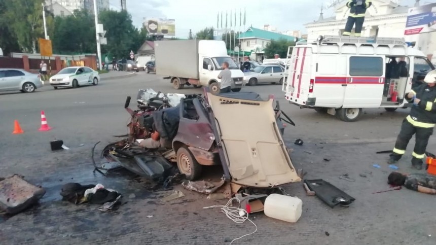 Шокирующее видео с места массового ДТП с погибшими в Башкирии