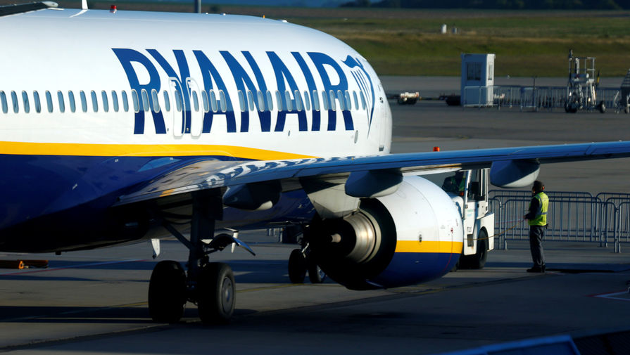 Самолет Ryanair экстренно сел в Осло после сообщения о бомбе