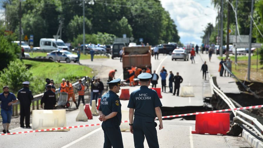 Воробьев пообещал оказать помощь всем пострадавшим при ЧП в Рузе