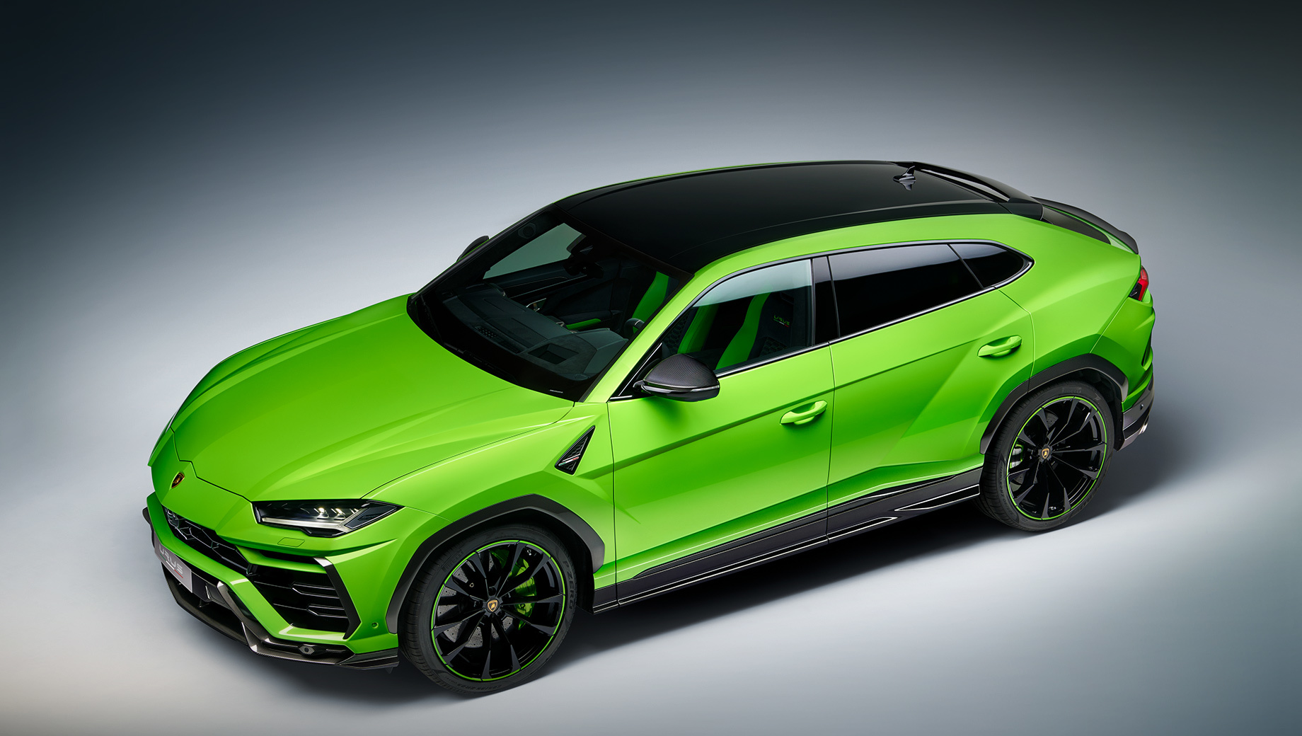 Lamborghini Urus обновился для нового модельного года